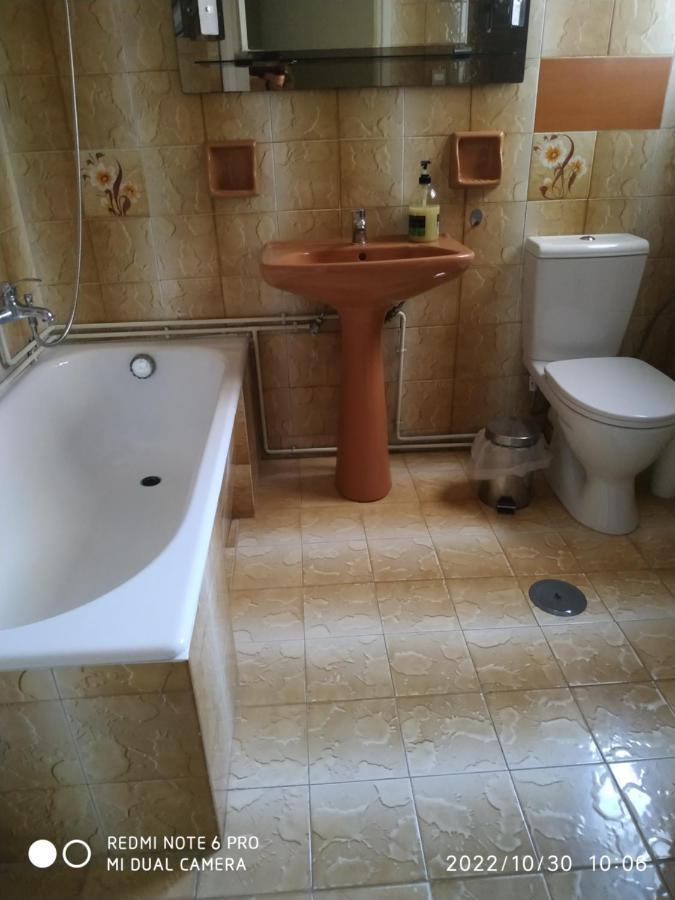 Avra Apartment Artemida  Bagian luar foto