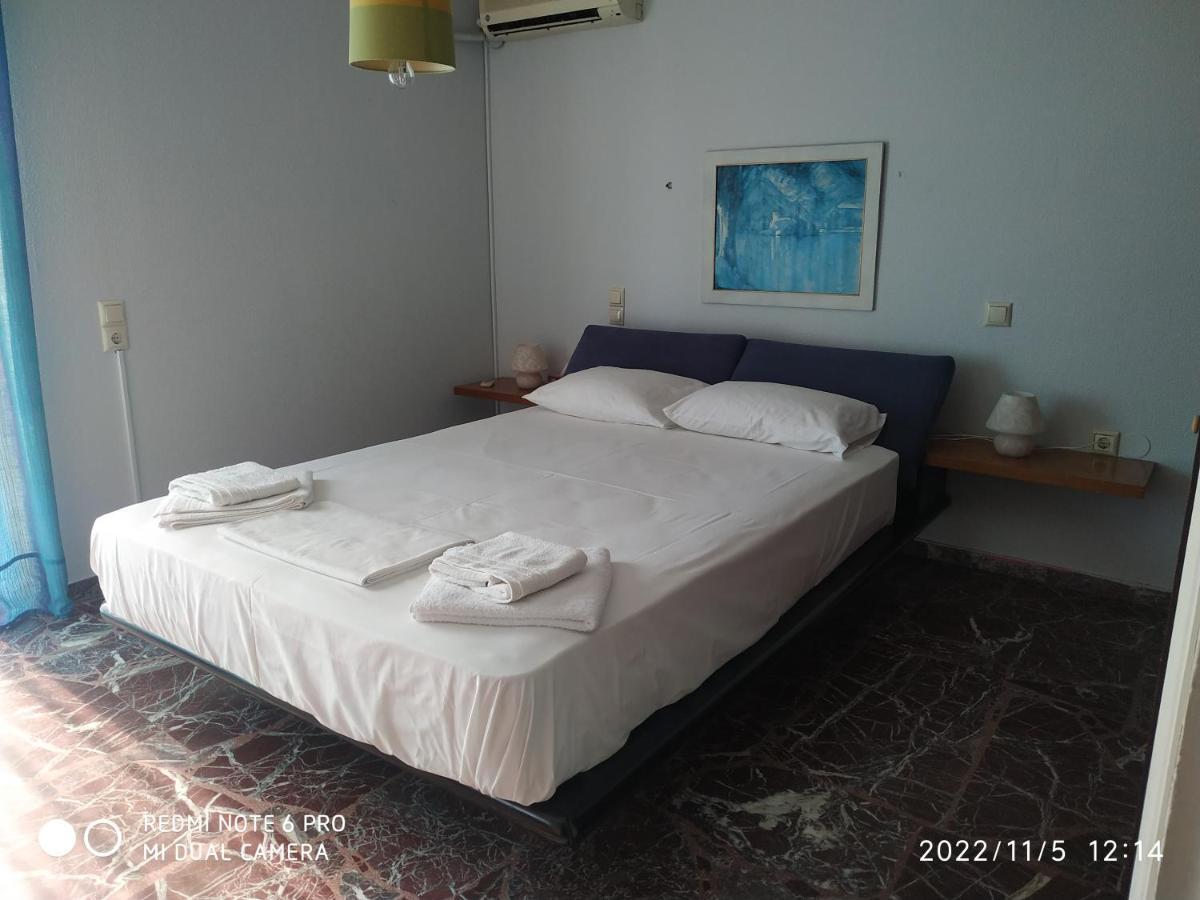 Avra Apartment Artemida  Bagian luar foto